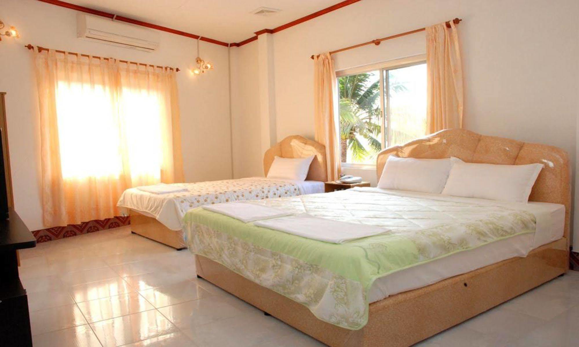 ויינטיאן Mekong Sunshine Hotel מראה חיצוני תמונה
