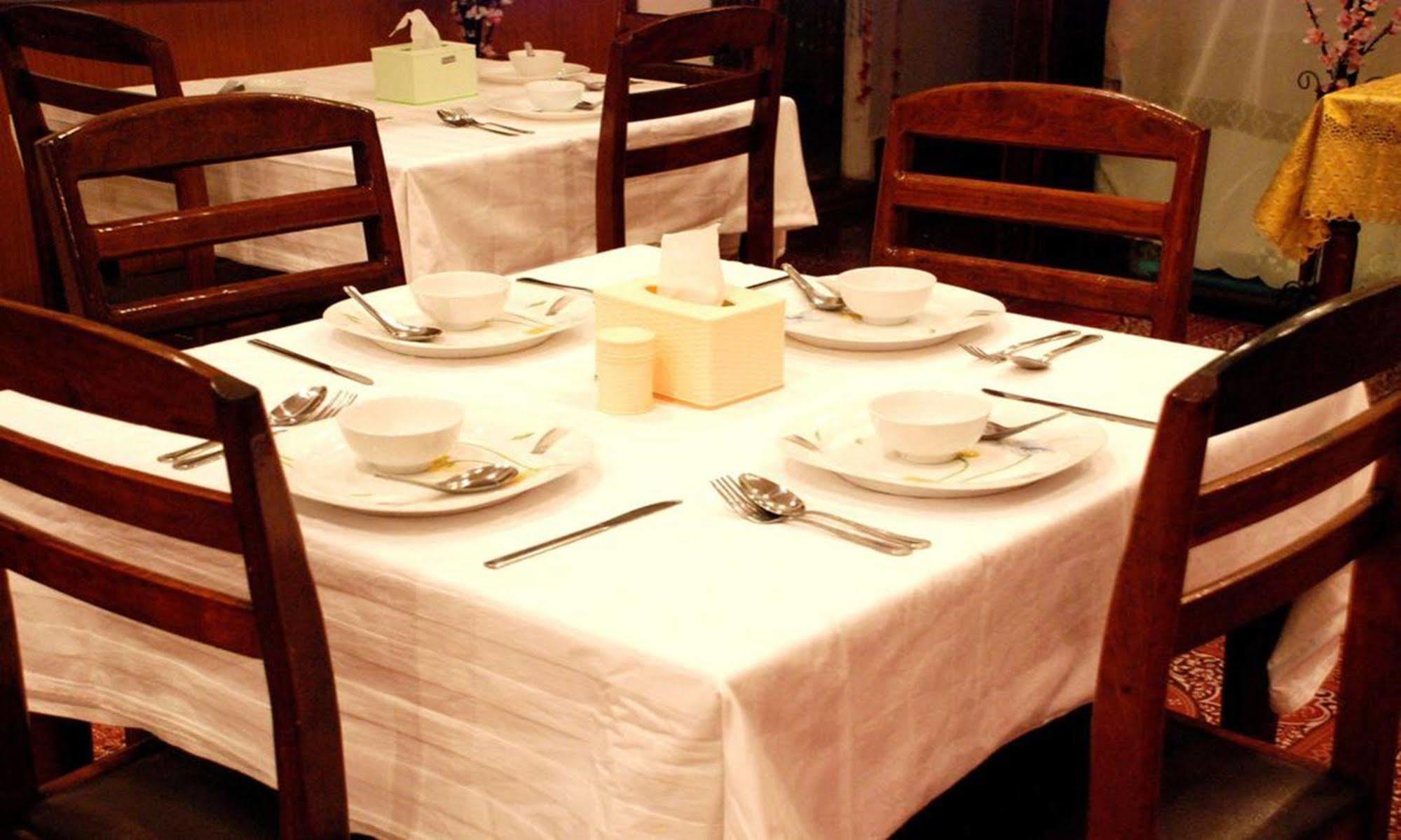 ויינטיאן Mekong Sunshine Hotel מראה חיצוני תמונה
