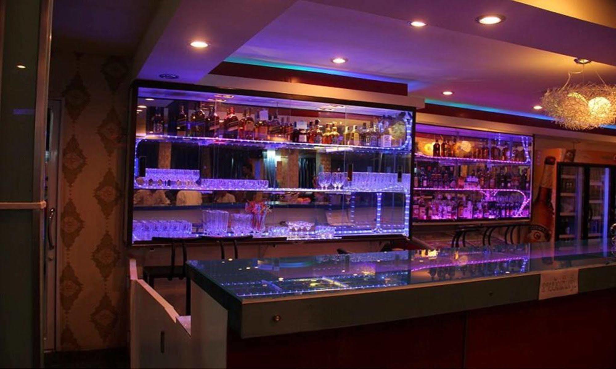 ויינטיאן Mekong Sunshine Hotel מראה חיצוני תמונה